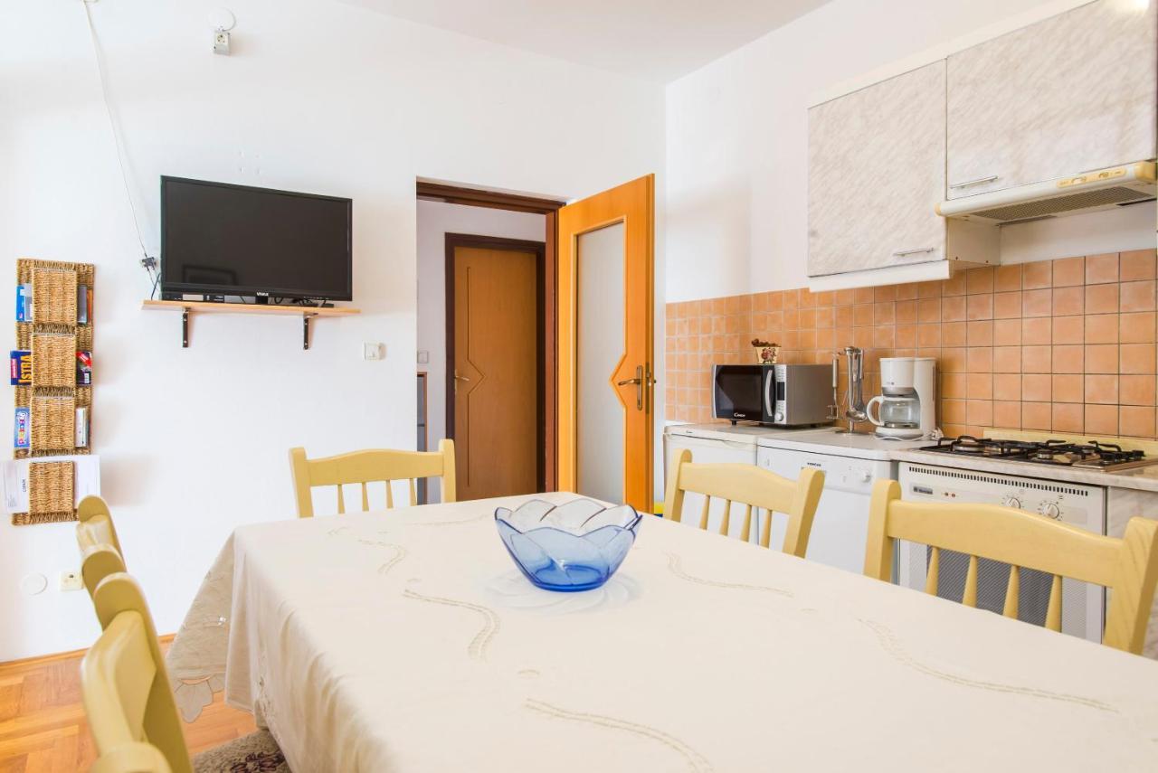 Apartma Apartment Sandra Pula